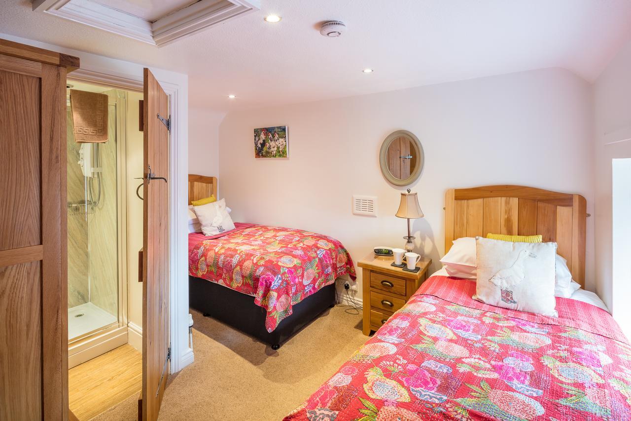 Holly Cottage B&B Pilsley  Екстериор снимка